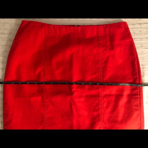 2/$10 MixMatch LOFT Poppy Red A- line Skirt Size 4P fits S/M - Picture 6 of 6